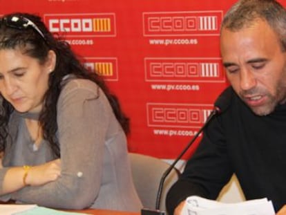 Los vecinos de La Coma proponen una acción "urgente" contra los desahucios en el barrio.