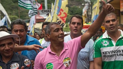 Romario, en una manifestaci&oacute;n en las calles de Rio de Janeiro