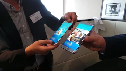 Esta es la diferencia de tamaño entre el Galaxy S6 edge y el nuevo S6 edge+.