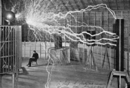 Fotomontaje realizado por Nikola Tesla de su laboratorio en Colorado Springs (EE UU) en la década de 1890.