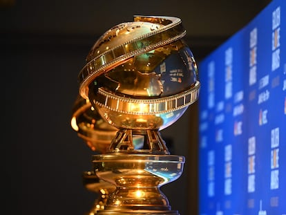 Troféus do Globo de Ouro, que serão entregues neste domingo, 28 de fevereiro, em uma cerimônia parcialmente presencial e virtual devido à pandemia.