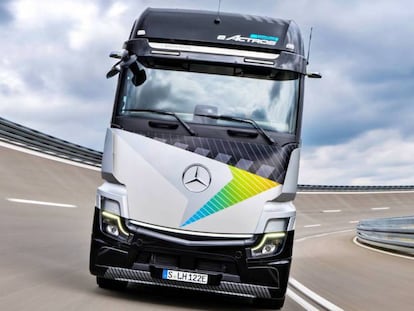 Mercedes-Benz eActros 600, así es el camión eléctrico que competirá con el Tesla Semi