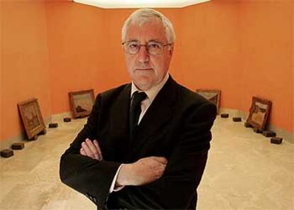 Tomás Llorens, conservador jefe del Museo Thyssen-Bornemisza, en una de las salas de la colección de la baronesa.