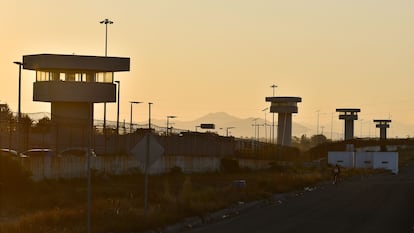 Fachada del penal El Altiplano, en el Estado de México, en enero de 2023.