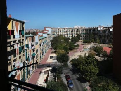 Vista de el edificio El Ruedo.