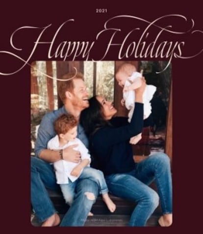 The official Christmas card of Prince Harry and Meghan Markle, who appear with their children Archie and Lilibet Diana.