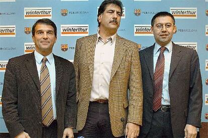 Joan Laporta, Manolo Flores y Josep Maria Bartomeu, ayer.