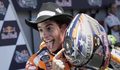 Marquez celebra en el podio de Texas.