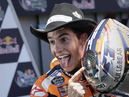 Marquez celebra en el podio de Texas.