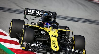 Fernando Alonso marca el mejor tiempo en la jornada de test en Abu Dabi