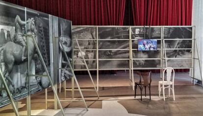 La exposición, este jueves a las 13 horas, con la pantalla en la que se muestran las nuevas imágenes.
