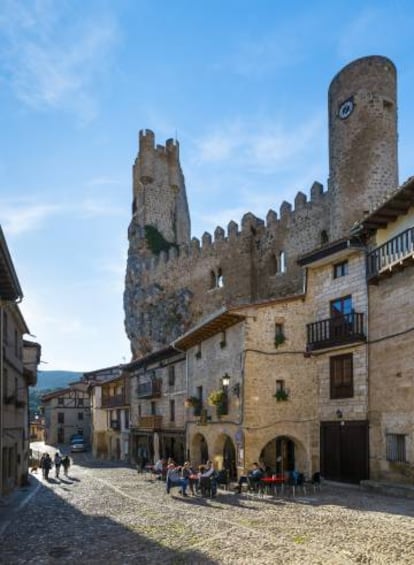 Plaza del pueblo de Frías, en Burgos.