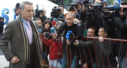 José Ortega Cano, a la entrada de los juzgados en Sevilla, en marzo.
