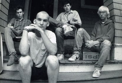 Abajo, los miembros de la banda Minor Threat, cuya canción sirvió para bautizar el straight edge, corriente nacida en los ochenta.