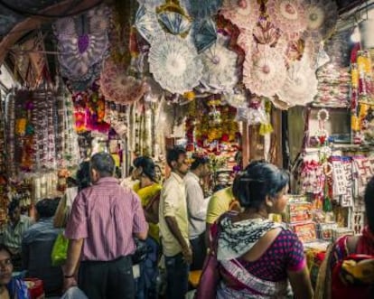 Bazar en la ciudad antigua de Jaipur (India).