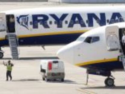 Ryanair ganó un 21% menos en su primer trimestre fiscal