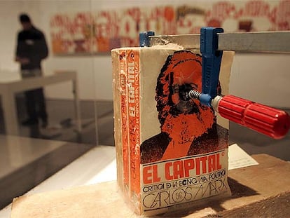<i>La opresión del capital,</i> de Fernando Millán, fundador del grupo de poesía experimental N.O.