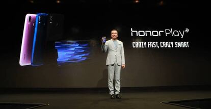 El presidente de Honor, George Zhao, presenta Honor Play. 