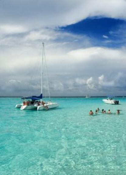 Ba&ntilde;o en las islas V&iacute;rgenes (Caribe). 