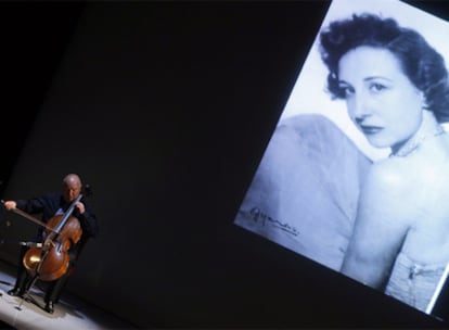 Homenaje a la actriz Mary Carrillo en el Teatro Español.