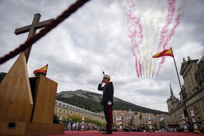 El Rey preside la reunión bienal del Capítulo de la Orden de San Hermenegildo, creada hace más de 200 años para premiar conductas militares ejemplares, en el Monasterio de San Lorenzo de El Escorial.