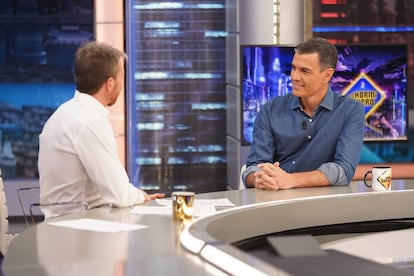 Pedro Sánchez, con camisa vaquera en ‘El Hormiguero’.