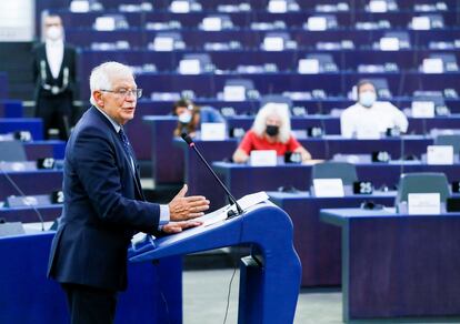 El jefe de política exterior de la UE, Josep Borrell, pronuncia un discurso sobre la situación en Afganistán durante una sesión plenaria en el Parlamento Europeo en Estrasburgo, Francia, el pasado 14 de septiembre.