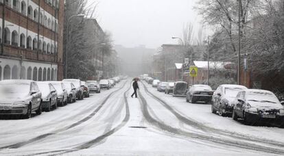 Nevada en la calle Conde de Torralva en Madrid, el 5 de febrero de 2018.