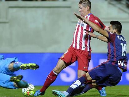 Torres antes de meter el gol ante el Eibar.