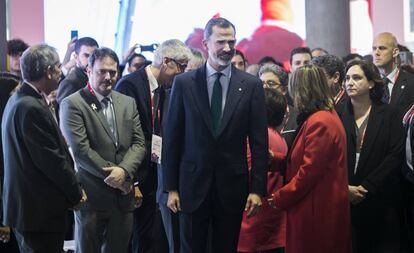 El Rey Felipe VI, durante una visita en el Mobile World Congress, en Barcelona.