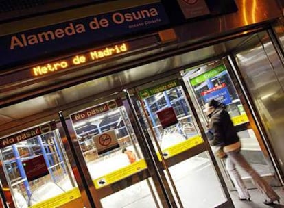 Estación de metro de Alameda de Osuna, final de trayecto de la línea 5.