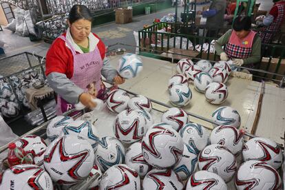 Una fábrica de balones en la provincia china de Jiangsu el pasado 29 de noviembre.