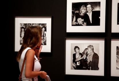 Algunas fotografías de la muestra. Abajo, Keith Richards, Tina Turner y David Bowie.