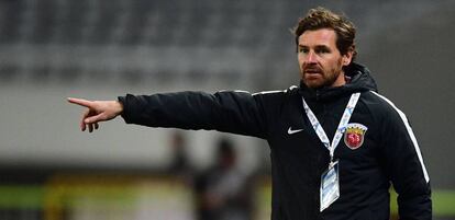Villas-Boas, durante un partido del Shanghái SIPG.