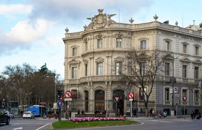 Exterior de la Casa de América, ubicada en el palacio de Linares, en la plaza Cibeles.