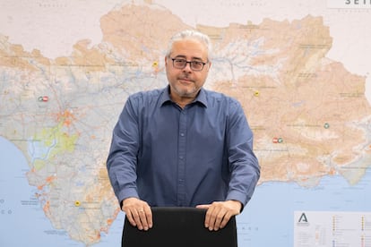 Juan Sánchez, director del Infoca, en su sede  de Sevilla.