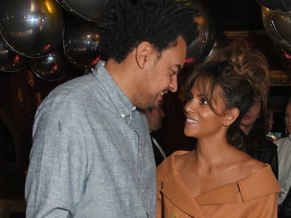 Halle Berry y Alex Da Kid, el pasado lunes en una fiesta en Londres.