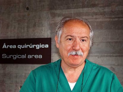 Jesús Usón, en el Centro de Cirugía de Mínima Invasión de Cáceres.