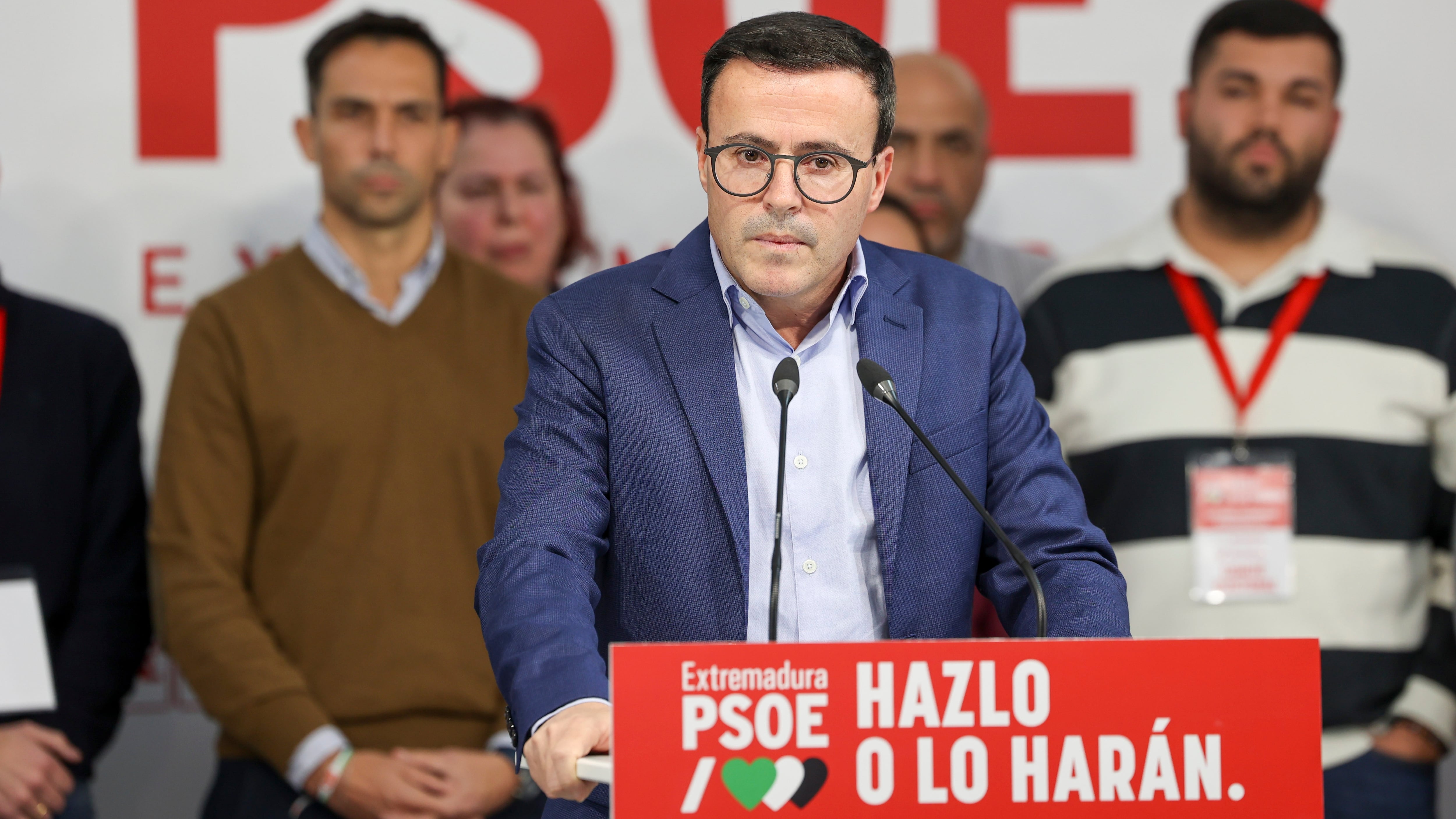 Gallardo si dimette dal ruolo di deputato in Extremadura, escludendosi dal processo al fratello di Sánchez