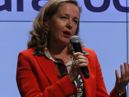 La ministra de Economía, Nadia Calviño.