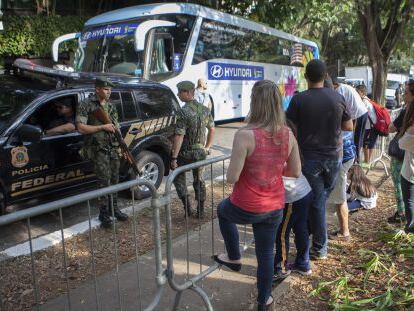 Chegada da seleção dos EUA em São Paulo.