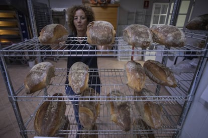 Surtido de productos de la panadería La Cañada.