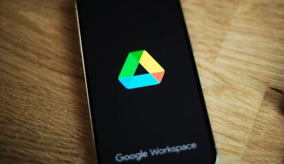 Logo de Google Drive en un teléfono con Android