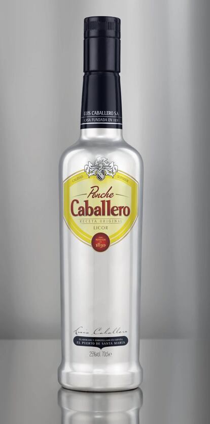 Botella de Ponche Caballero de 2015.