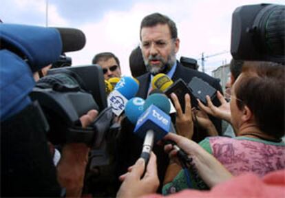 Rajoy realiza declaraciones en la inauguración de la remodelación de un paseo a orillas del río Lérez en Pontevedra.