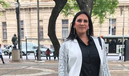 Marcia Rocha – A advogada foi a primeira profissional transexual a conquistar o direito de usar o nome social no campo profissional em São Paulo. É uma das fundadoras da rede Transempregos, que conecta profissionais transexuais às empresas com vagas abertas. Desde que surgiu, em 2014, já empregou ao menos 150 pessoas. As ofertas hoje incluem escritórios de advocacia e grandes empresas de tecnologia e varejo. Além da plataforma, Márcia visita diversas empresas para realizar palestras sobre a dificuldade da inserção dos transexuais no mercado de trabalho.