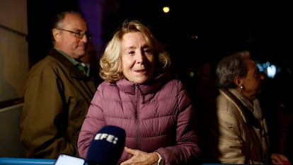 La expresidenta de la Comunidad de Madrid Esperanza Aguirre, el día 4 en la protesta contra la amnistía cerca de la sede del PSOE en la madrileña calle de Ferraz.