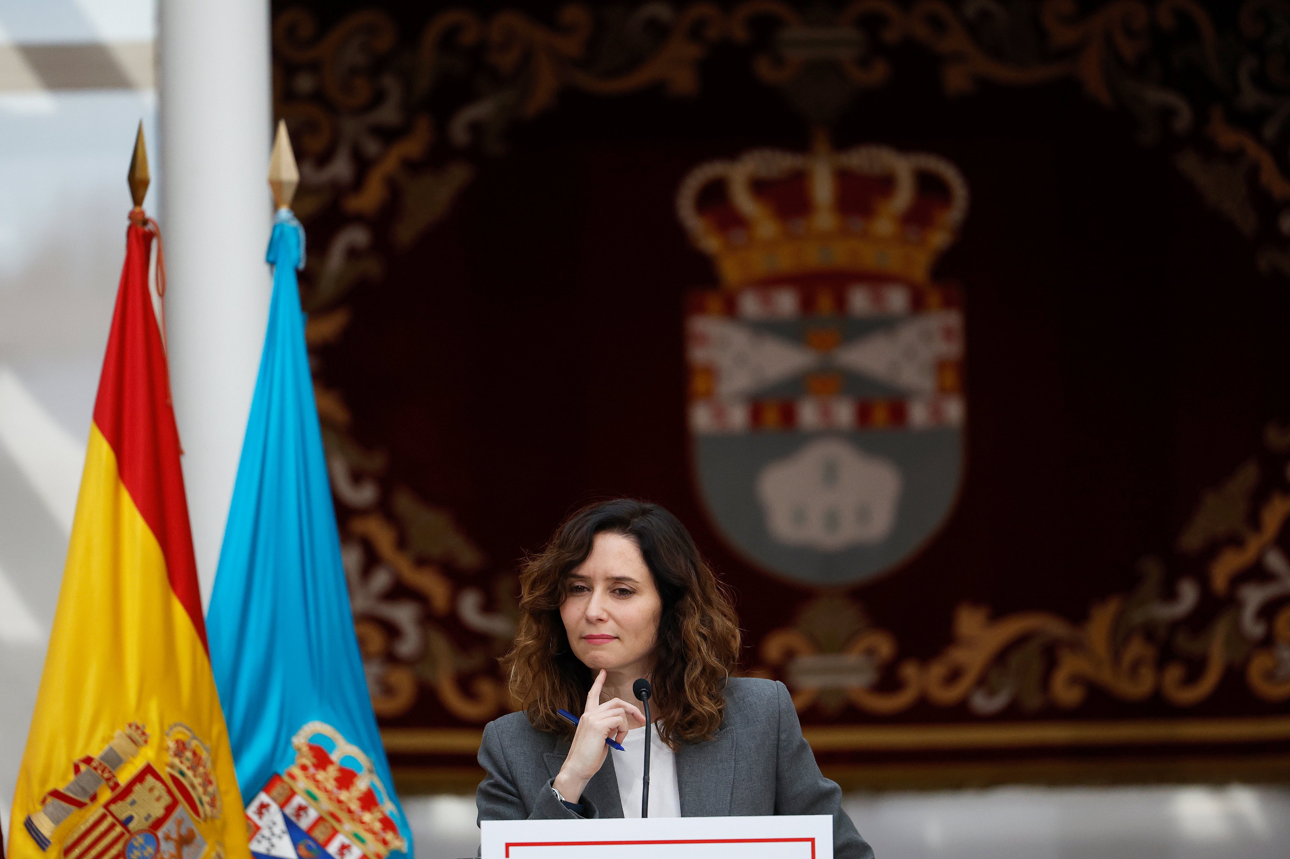 La presidenta de la Comunidad de Madrid, Isabel Díaz Ayuso, durante la rueda de prensa celebrada en el Ayuntamiento de Leganés donde denunció la 