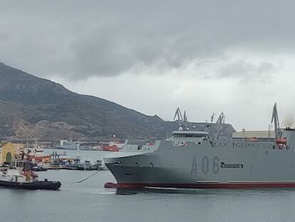 El 'Ysabel', buque logístico del Ejército de Tierra español, está ya camino de Polonia con 200 toneladas de material militar. Imagen de archivo.