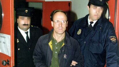 El ex etarra José Luis Álvarez en 1999 tras llegar a España desde una cárcel francesa